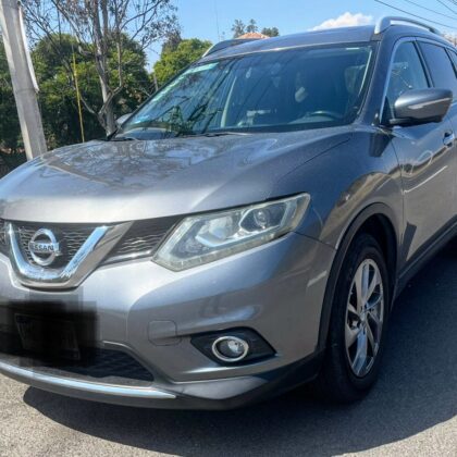 NISSAN X-TRAIL  2.5 Exclusive 3 Row,  AÑO 2017, 150Mil KM.