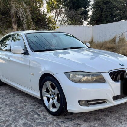 BMW Serie 3 2.5 325ia Exclusive Navi At.    AÑO 2012, 90Mil KM.
